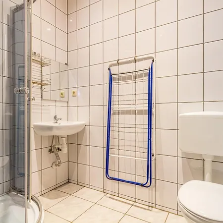 Enjoy Your With Dkn - Mon-sun - Late Night Check-in - Multilanguage - Near Railway Station - Witamy Serdecznie Leipzig