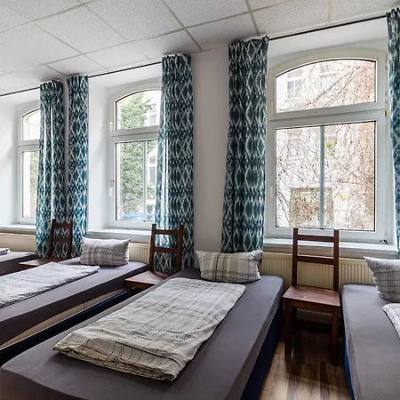 Enjoy Your With Dkn - Mon-sun - Late Night Check-in - Multilanguage - Near Railway Station - Witamy Serdecznie * Leipzig