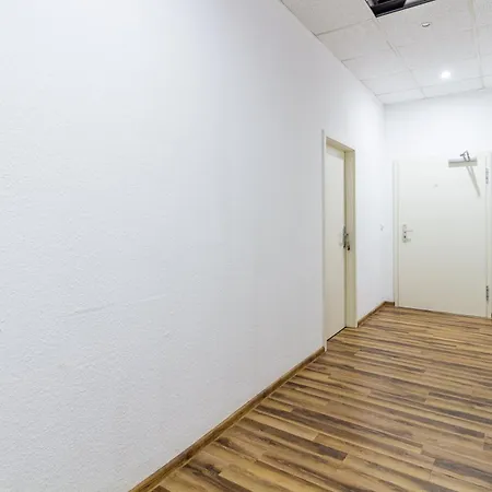 Enjoy Your With Dkn - Mon-sun - Late Night Check-in - Multilanguage - Near Railway Station - Witamy Serdecznie * Leipzig