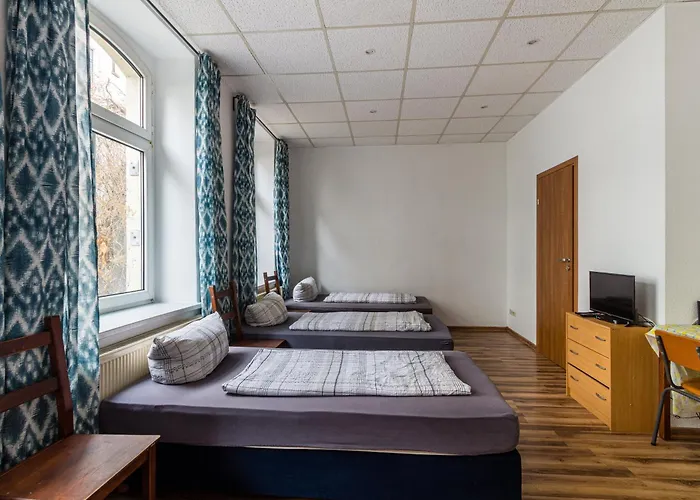 Enjoy Your With Dkn - Mon-sun - Late Night Check-in - Multilanguage - Near Railway Station - Witamy Serdecznie Апартаменты *